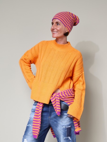 Pullover mit breiter Rippe und Schlitzen am Saum und Ärmel in Orange